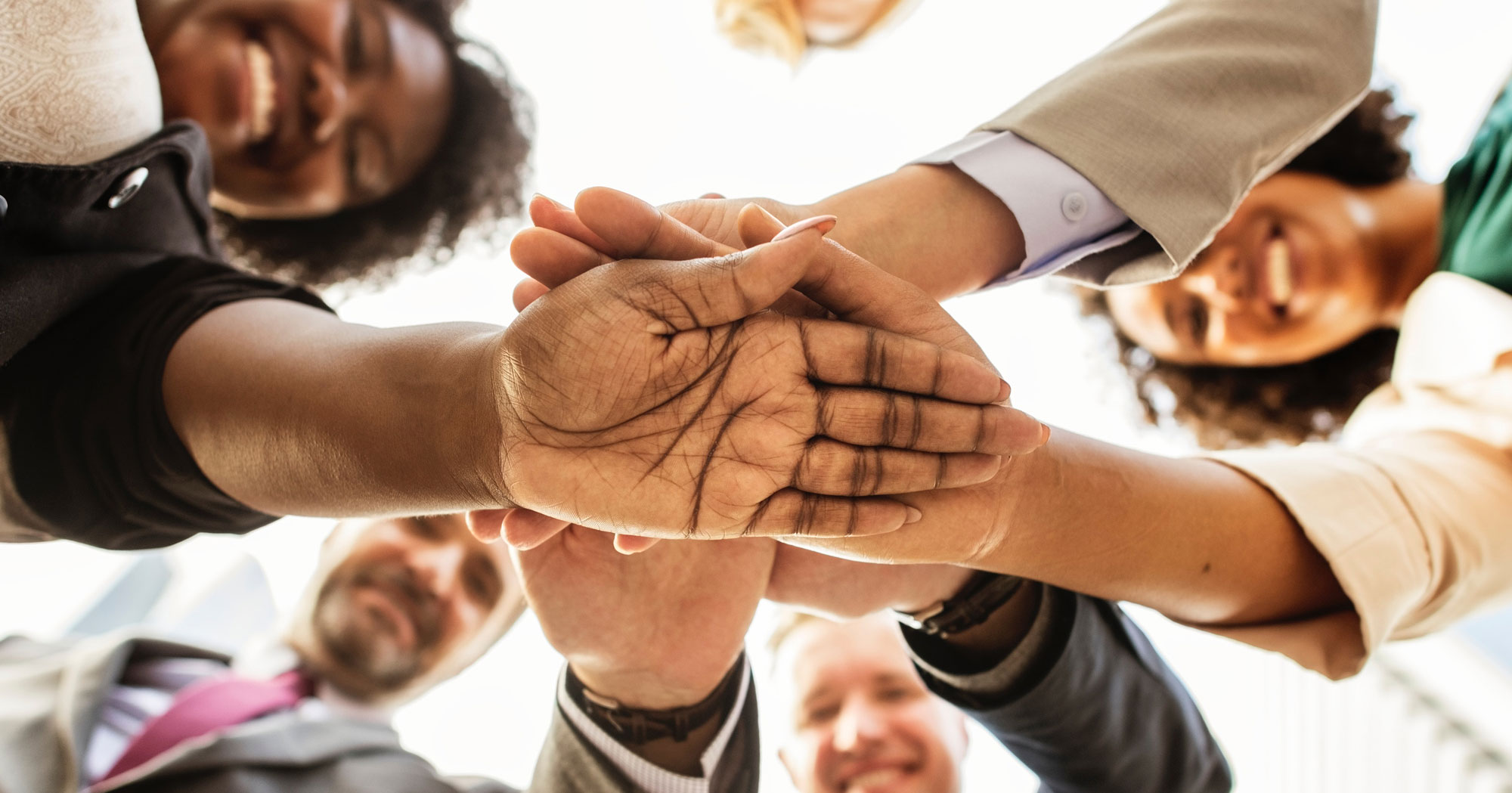 Top 5 Scholarship Volunteering Programs
