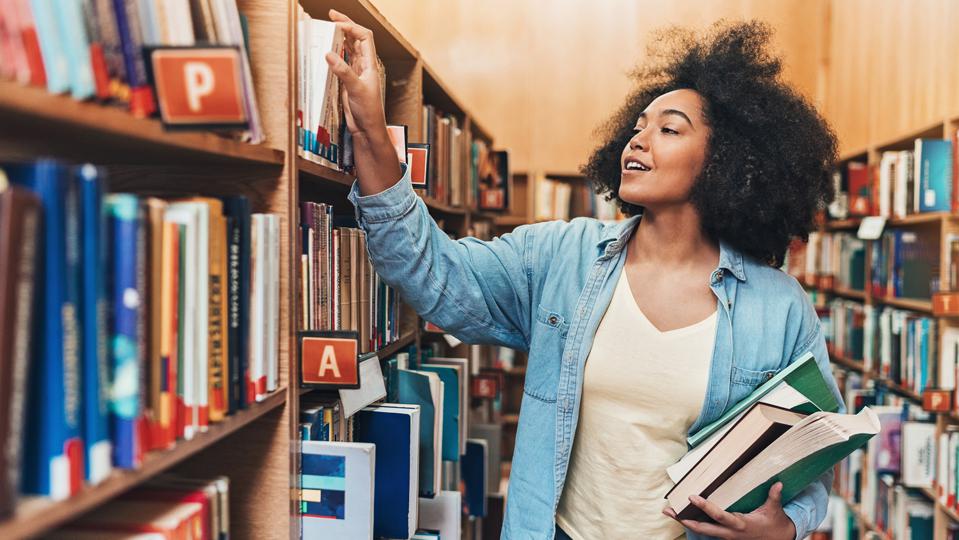 How to Apply for Girls Scholarships in 2022?