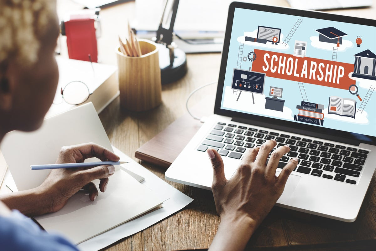 Top 9 Things to Do Before Applying for Computer Science Scholarships